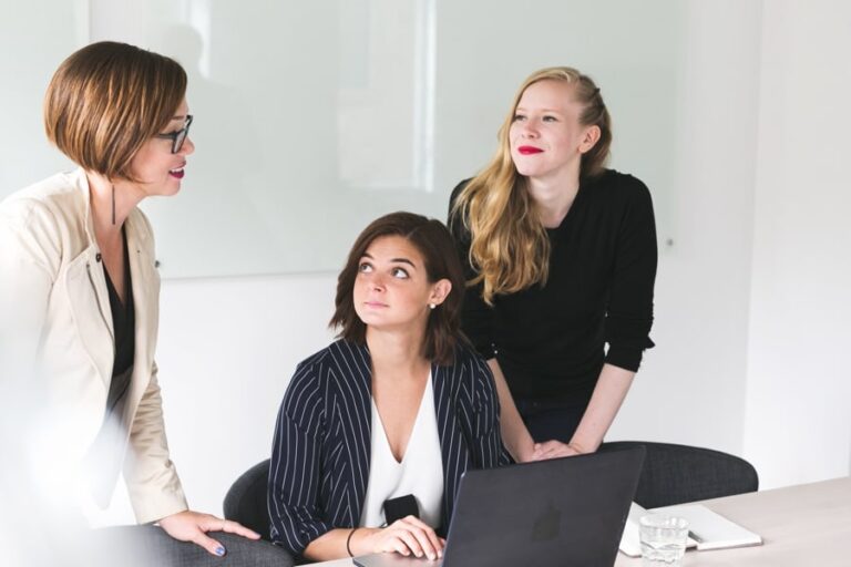 three-business-women
